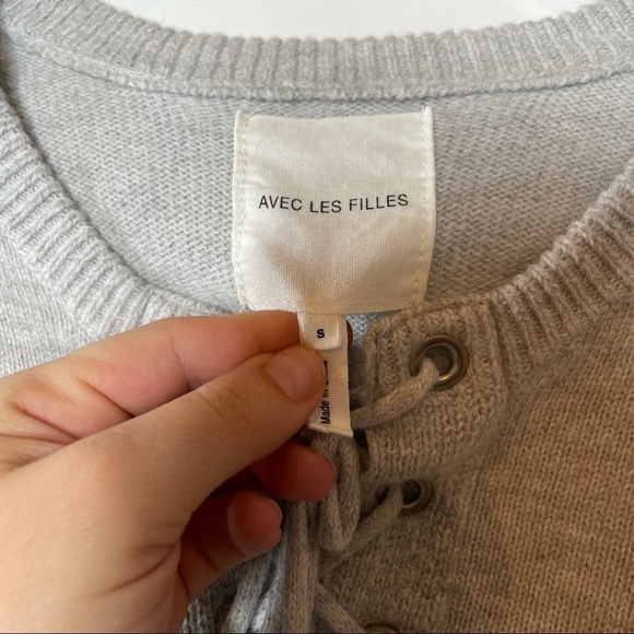 Avec Les Filles Lace Up Cropped Sweater Small - Picture 5 of 6